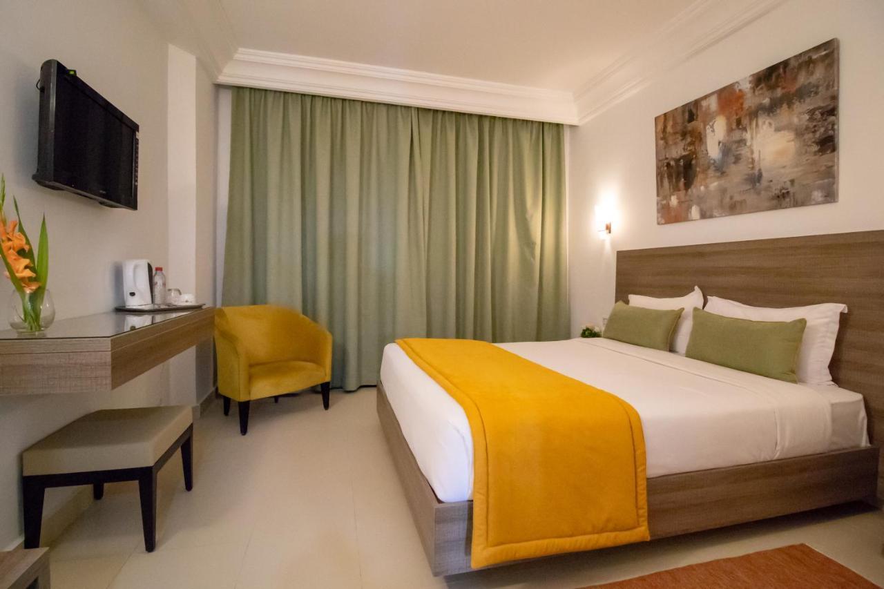 El Oumara Hotel ตูนิส ภายนอก รูปภาพ