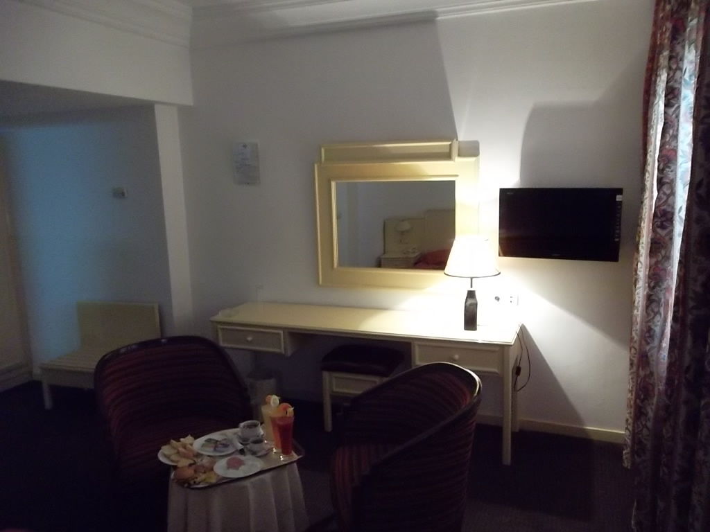 El Oumara Hotel ตูนิส ภายนอก รูปภาพ